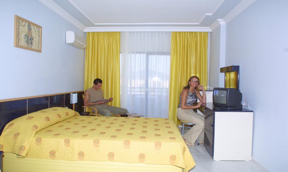 Ares Hotel ماهموتلار المظهر الخارجي الصورة