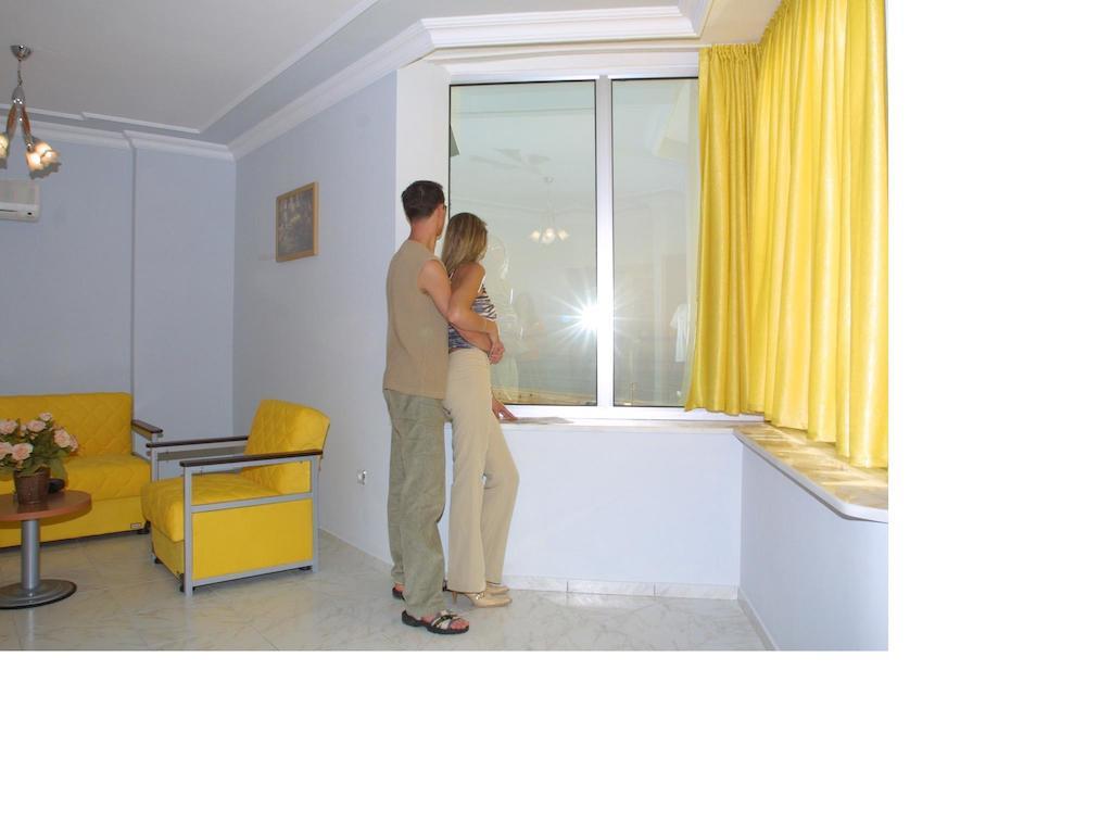 Ares Hotel ماهموتلار الغرفة الصورة